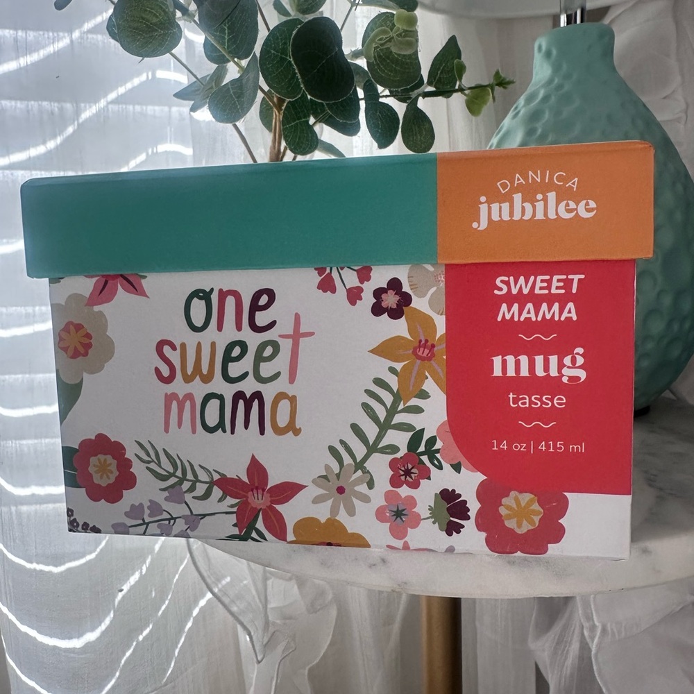 Floral Mug with Gift Box “one sweet mama” - Picture 7 of 12